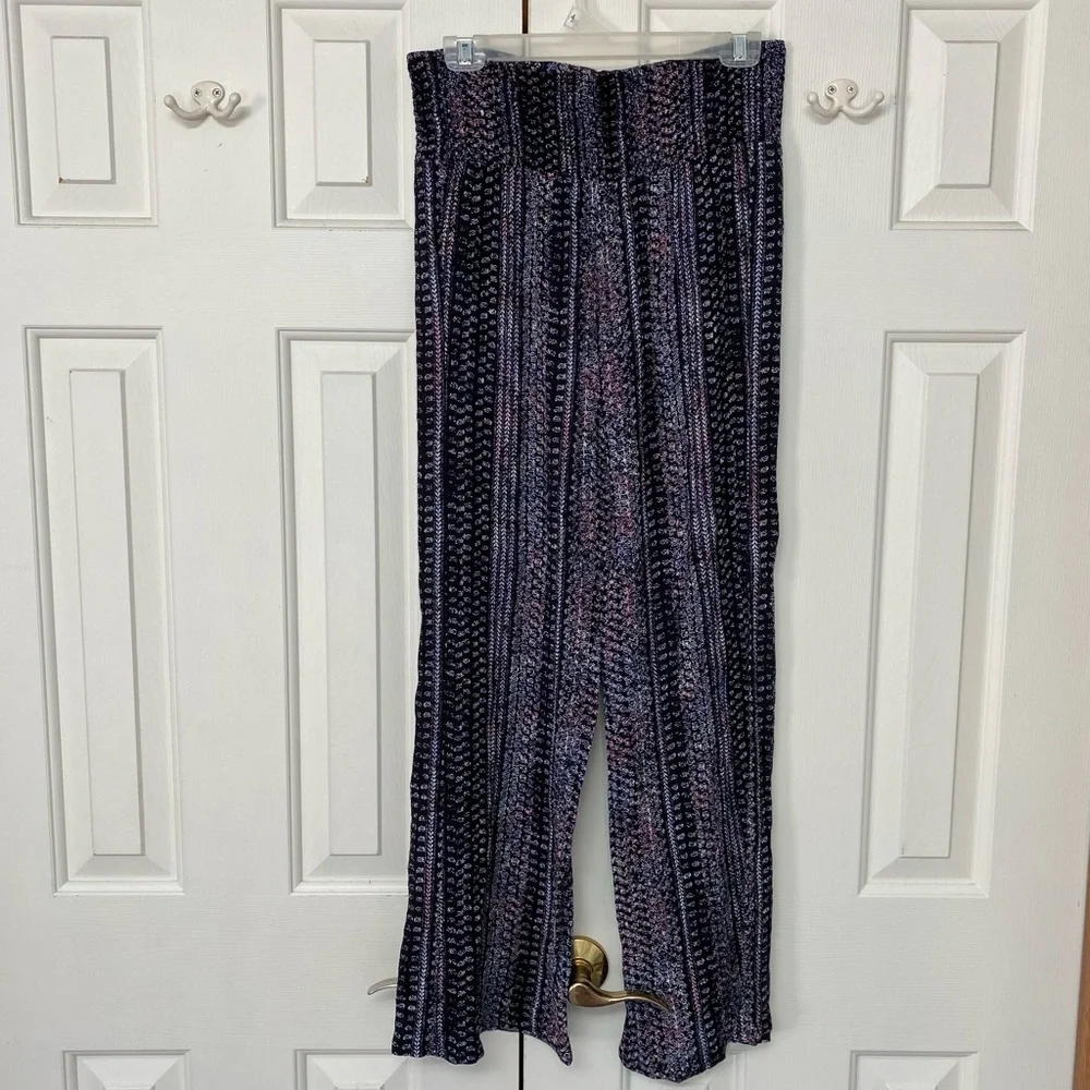 Beach Pants - Picture 2 of 7